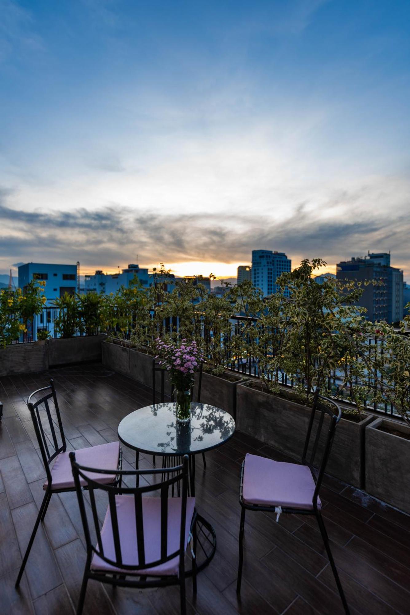 Louis Mo Apartment Дананг Екстер'єр фото
